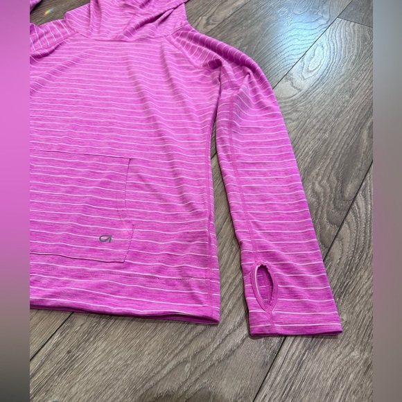 🌷GapFit Women’s Hooded Shirt - Pink w/ White Stripes - Size Small - Picture 7 of 11